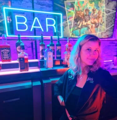 Cash Bars - Bartenders